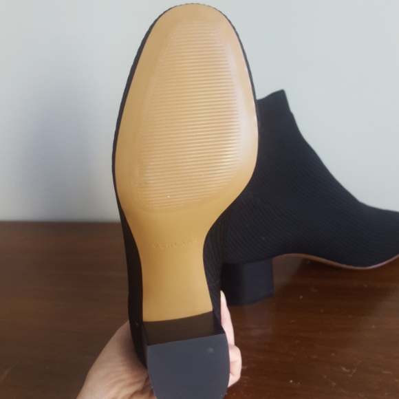 Everlane Glove Boot - Picture 3 of 4